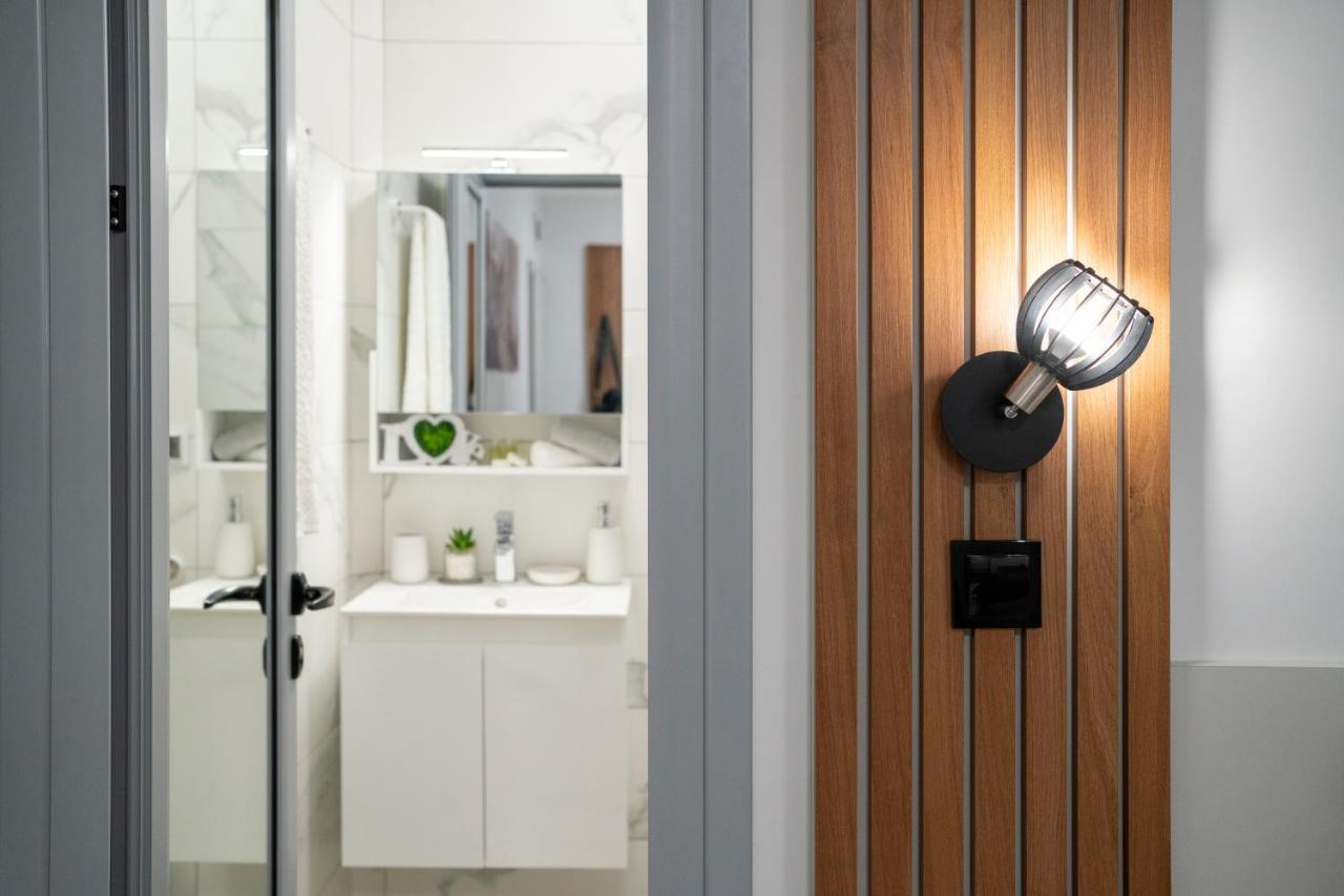 וליקו טורנובו The Mirror Room מראה חיצוני תמונה